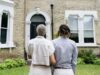 Average new mortgage rate falls for first time since 2021