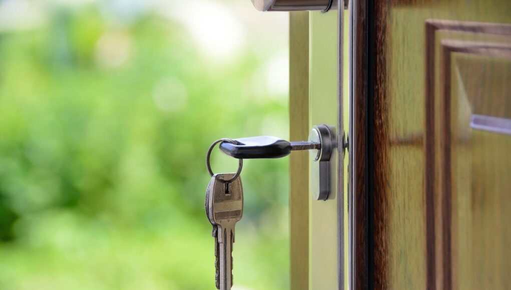 Mortgage News: HSBC Ups Fixed Rates As Hopes Fade For June Bank Rate Cut