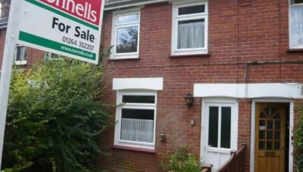 People aged over 50 who have a mortgage face losing '£600 a month'