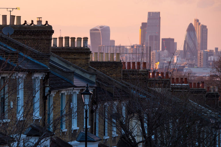 UK banks to shed light on consumer confidence as cheaper mortgages hit market