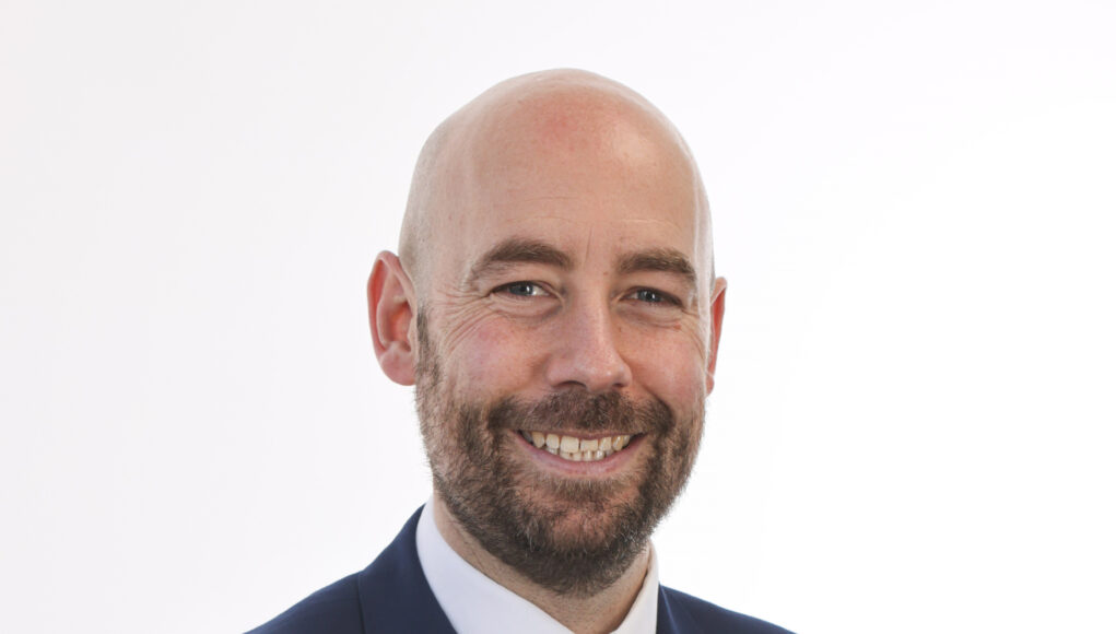 Darlington BS holds rates on its visa proposition