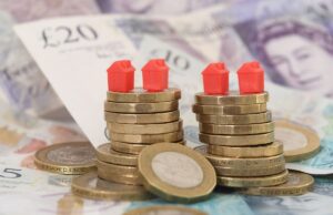 Mortgage rates ‘edge up’ as UK Government borrowing costs soar and Pound falls