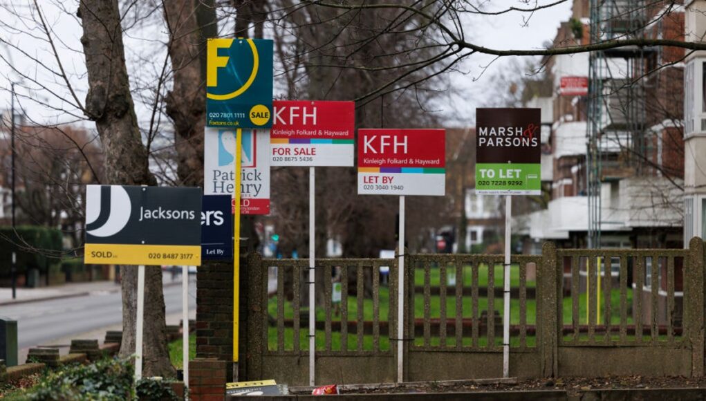 Interest rates: What does a 0.25% cut mean for your mortgage, savings and bills?