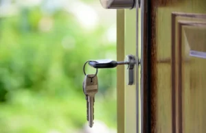 Understanding the UK’s Upcoming Mortgage Challenge: Expired Fixed-Rate Deals – News and Statistics