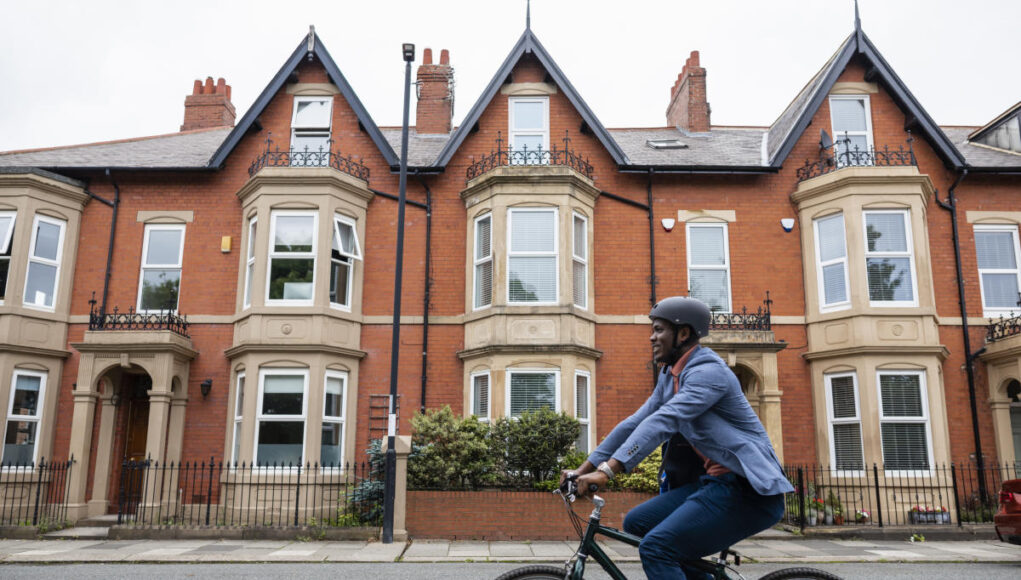 UK mortgage lenders cut rates after Trump tariffs