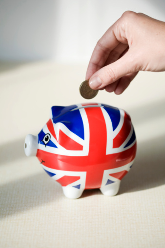 UK economy shrank by 0.1% in May