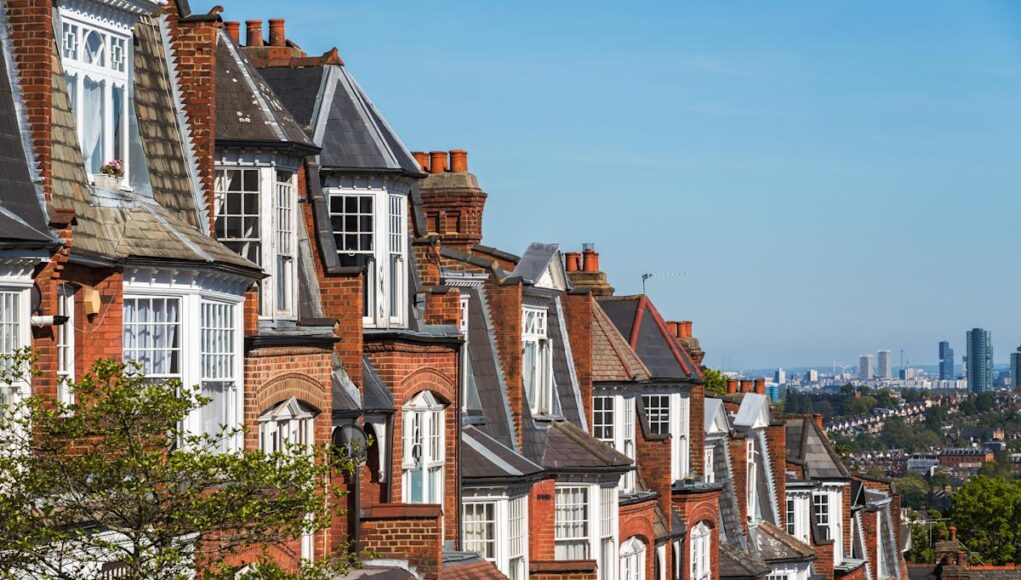 Lenders hold mortgage deals as Bank of England cuts interest rates