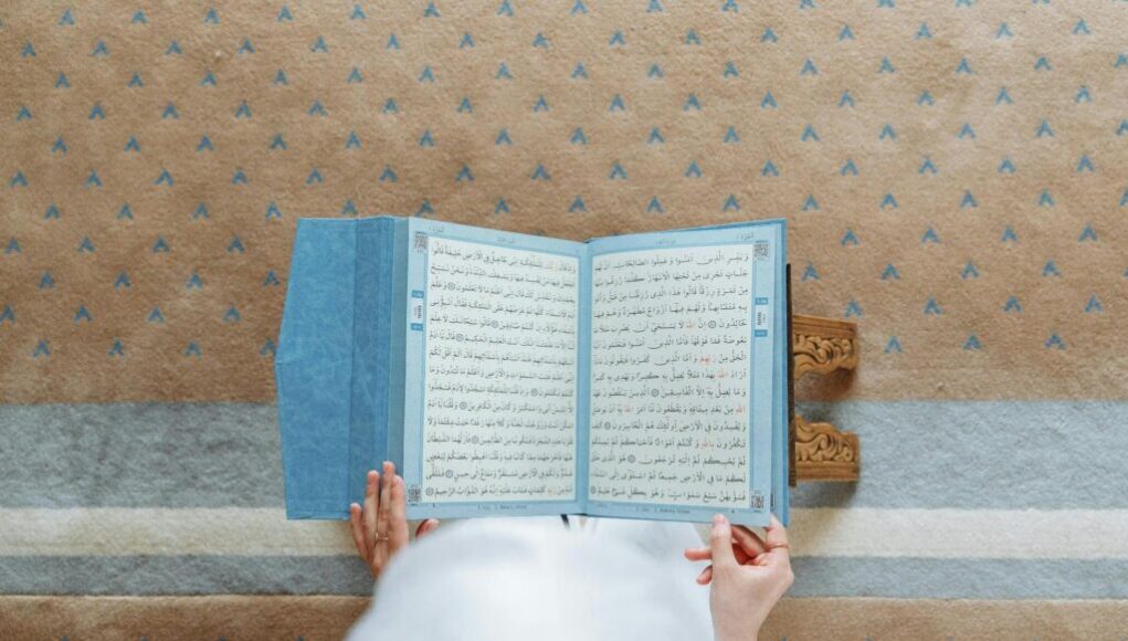 Answers to Everyday Issues – Part 90: Quran recitation during menstruation, buy-to-let mortgages, ‘impure women for impure men’, fidyah for missed Ramadan fasts, non-alcoholic beer, marrying non-Muslims, henna and tattoos