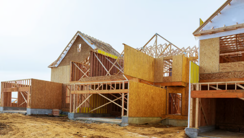 Labour’s housing pledge in danger as homebuilders flee market