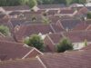 Average UK house price fell by £794 in September, says Halifax