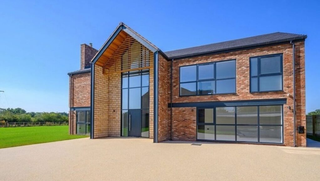 Word On The Street and GB Bank complete £5.6m refinance of luxury portfolio
