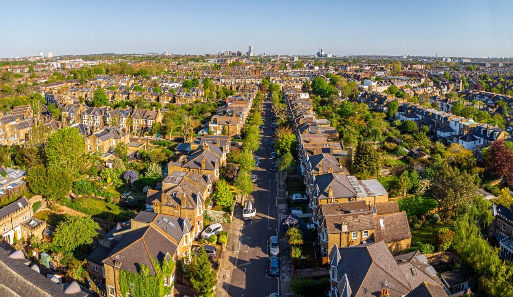 UK house prices rise in March as buyers return despite energy-led rate fears