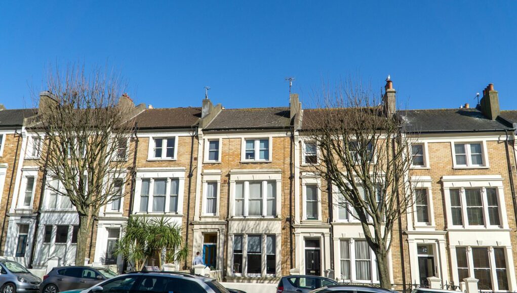 Mortgage rates go above 5% on Iran conflict: Costs to rise for million Britons who need to remortgage this year