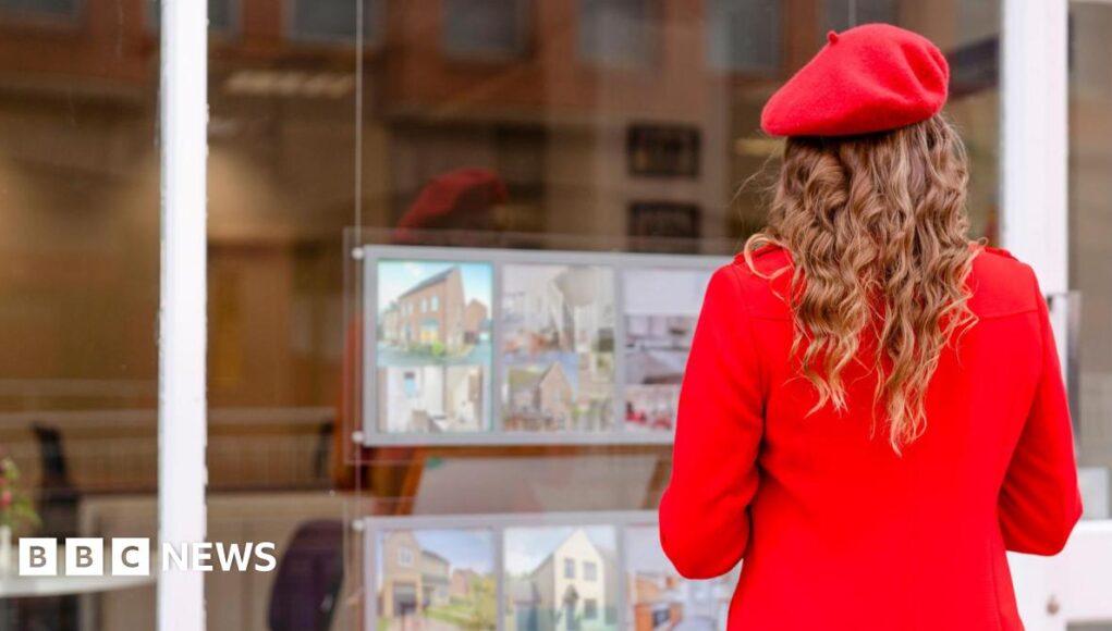 Mortgage rates rise and deals pulled over Iran war turmoil