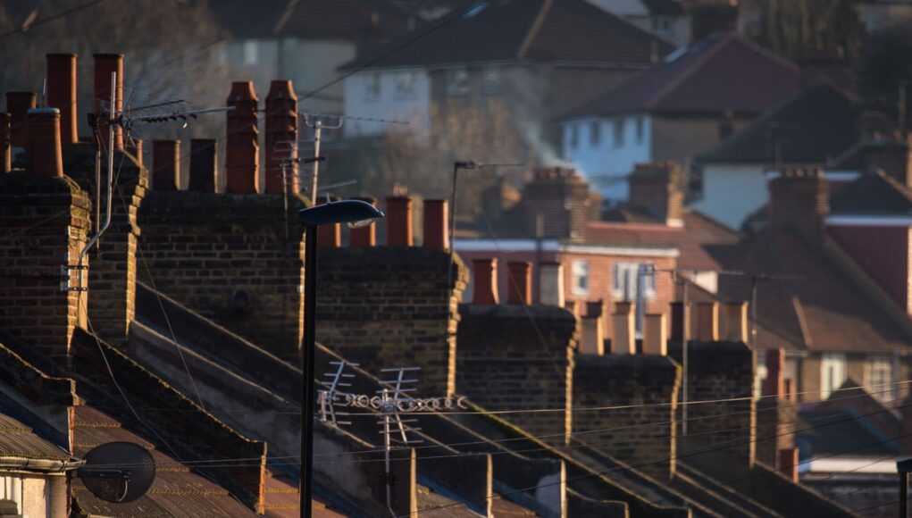 ‘It feels unfair’: the Britons struggling to get a mortgage since Iran war began