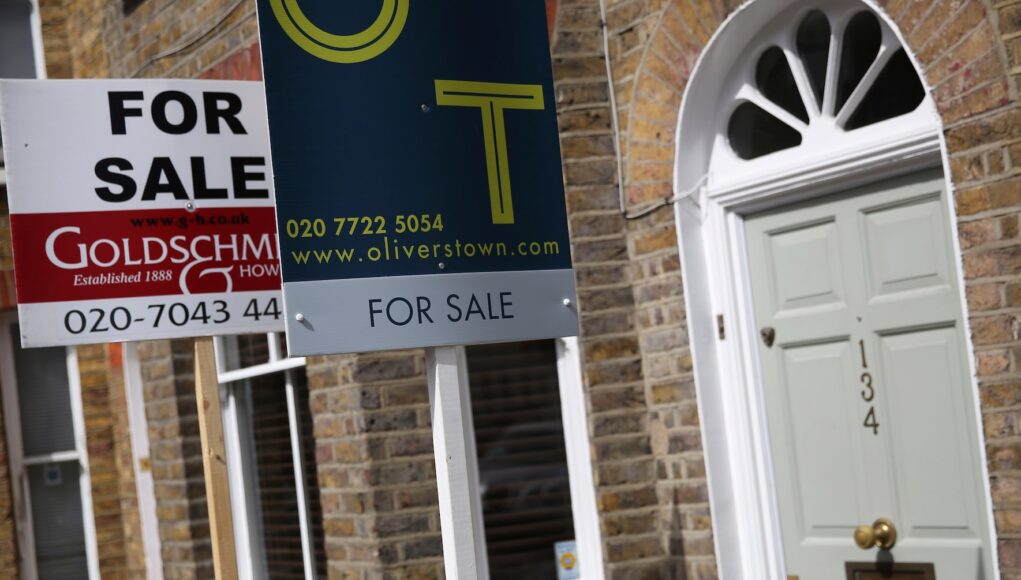 UK lenders approve 65,945 mortgages in April, Bank of England data shows