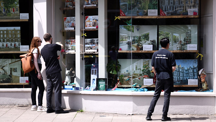 UK housing market in ‘suspended animation’