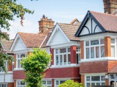 Mortgage misery for homeowners as bond market turmoil to send rates climbing