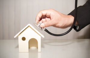 UK house price growth slows to 1.4%, ONS finds