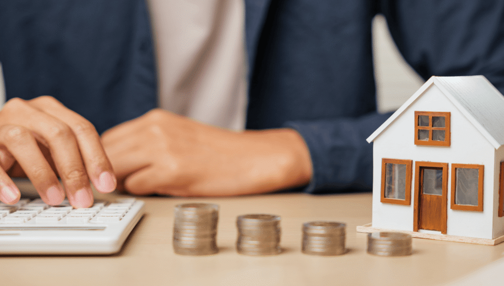 Mortgage rates up or down? Pre-Budget, contractors can still get the edge on deals