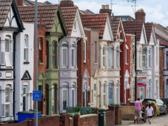 Demand for tracker mortgages jumps as rates on fixed deals rise