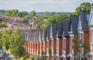“Disastrous news for borrowers” as average five-year fixed mortgage rate hits 6%